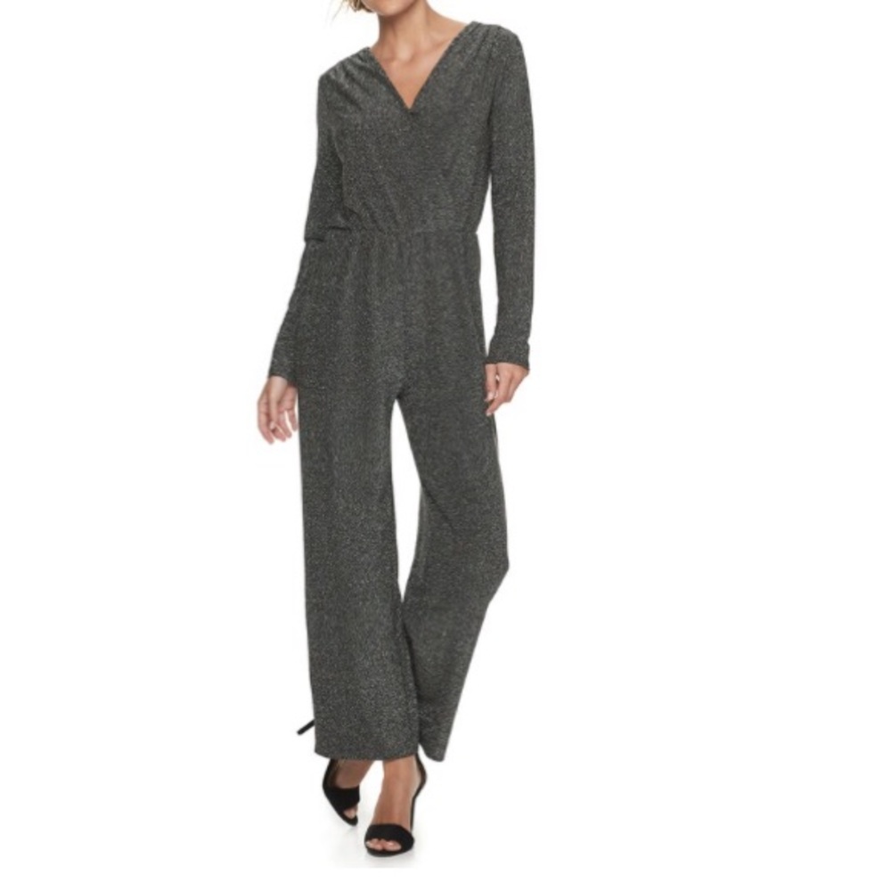 Perfect holiday jumpsuit!! Apt 9 long sleeved silver shimmer jumpsuit!